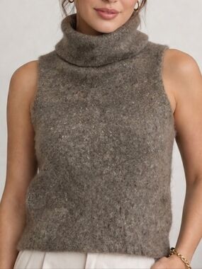 Aritzia Community Plutarch Wool Yak Blend Sleeveless Turtleneck Sweater  S